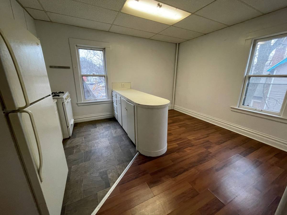 Apartment for rent at 802-806 Cedar St, Kalamazoo, MI 49007