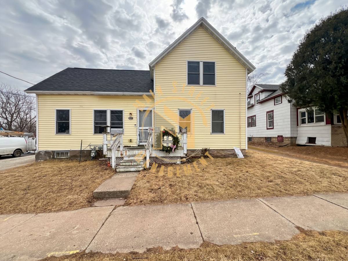 Apartment for rent at 821 2nd St, Menasha, WI 54952