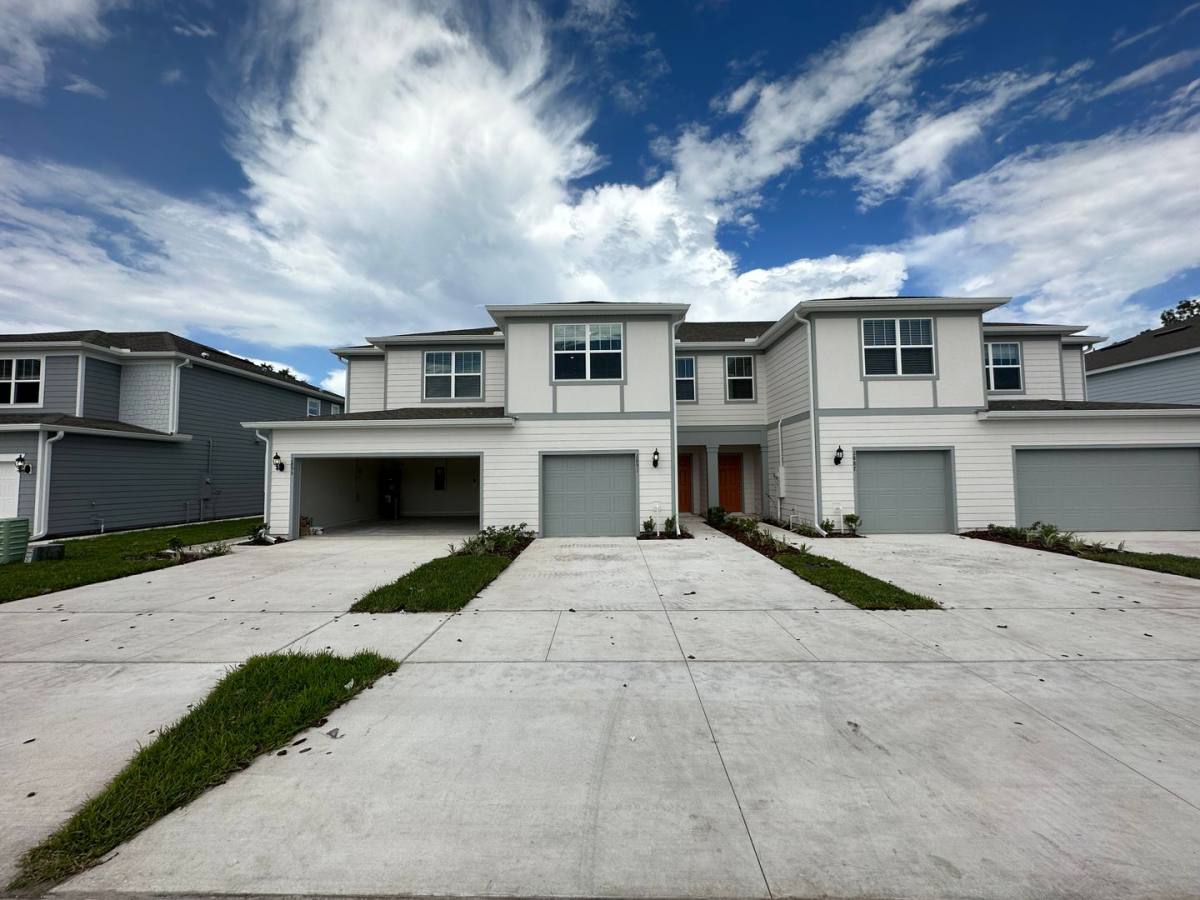 Townhouse for rent at 2891 Clever Lane, Winter Park, FL 32792