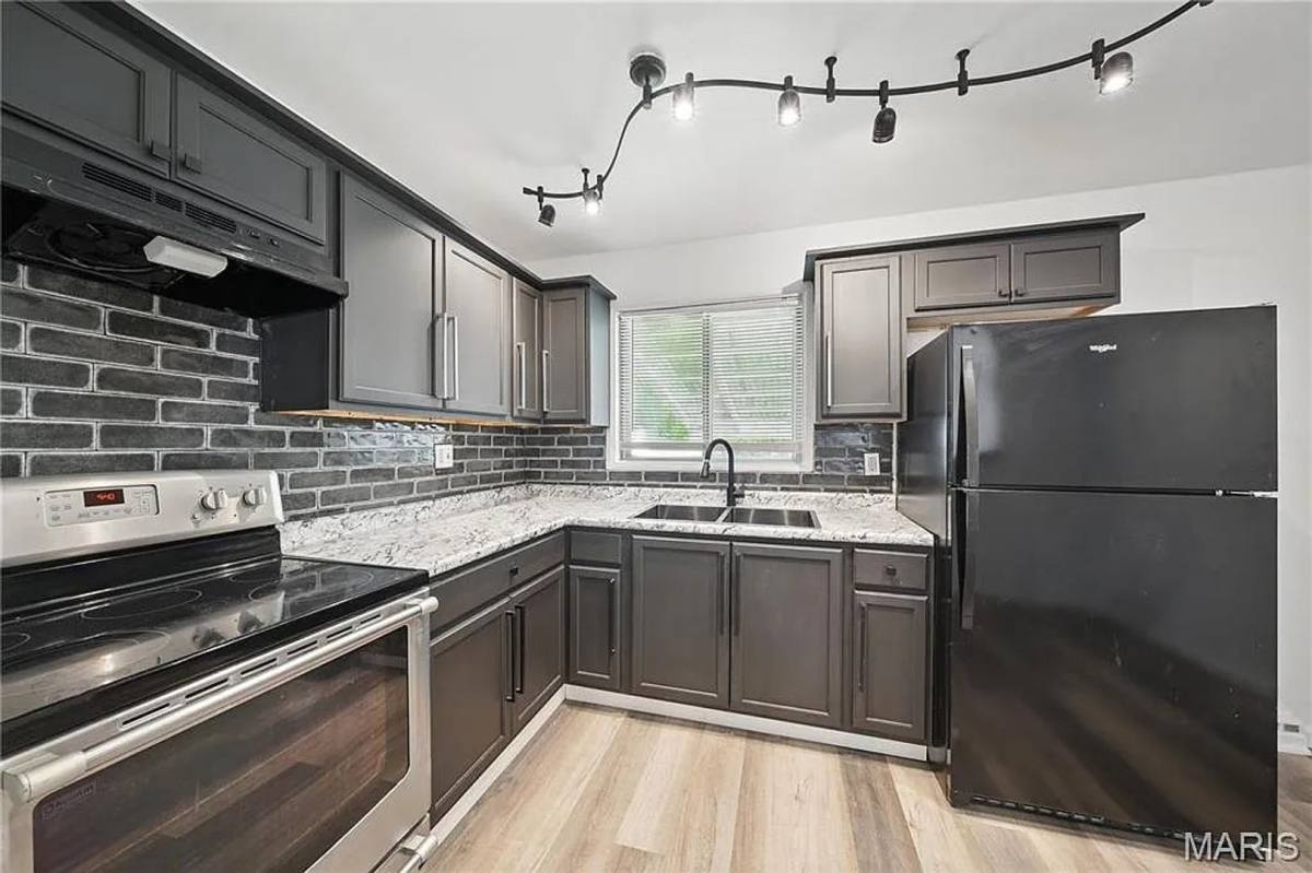 House for rent at 1137 Scott Ave, Saint Louis, MO 63138