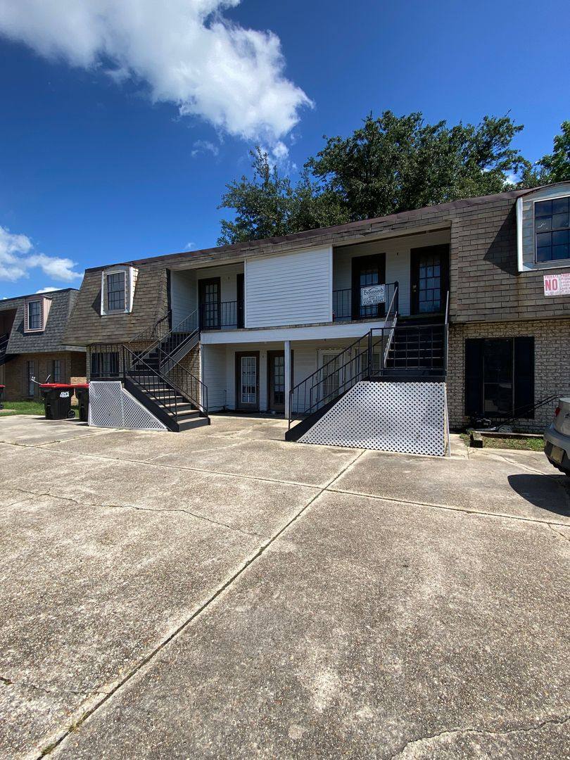 Apartment for rent at 106 Vaucluse Dr, Lafayette, LA 70507