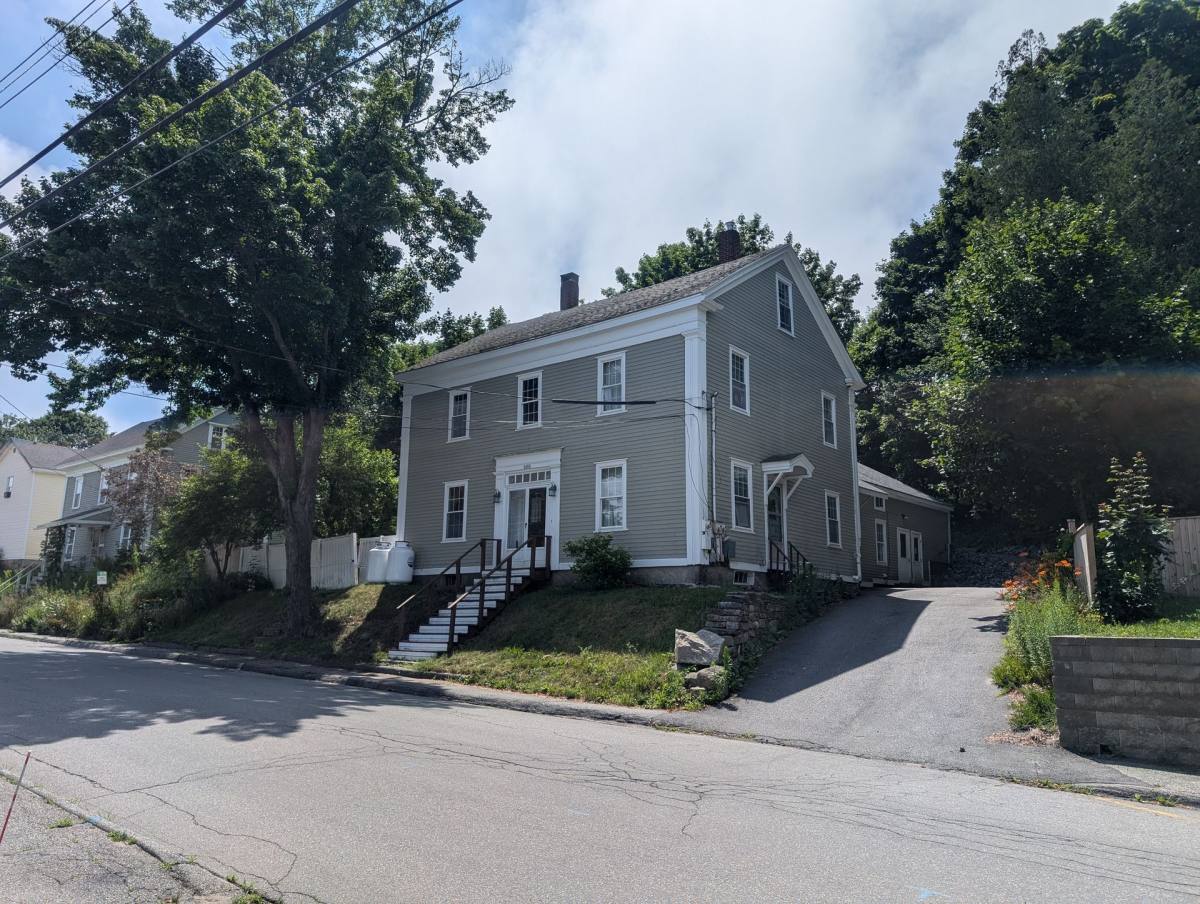 Apartment for rent at 688 Middle St, Bath, ME 04530