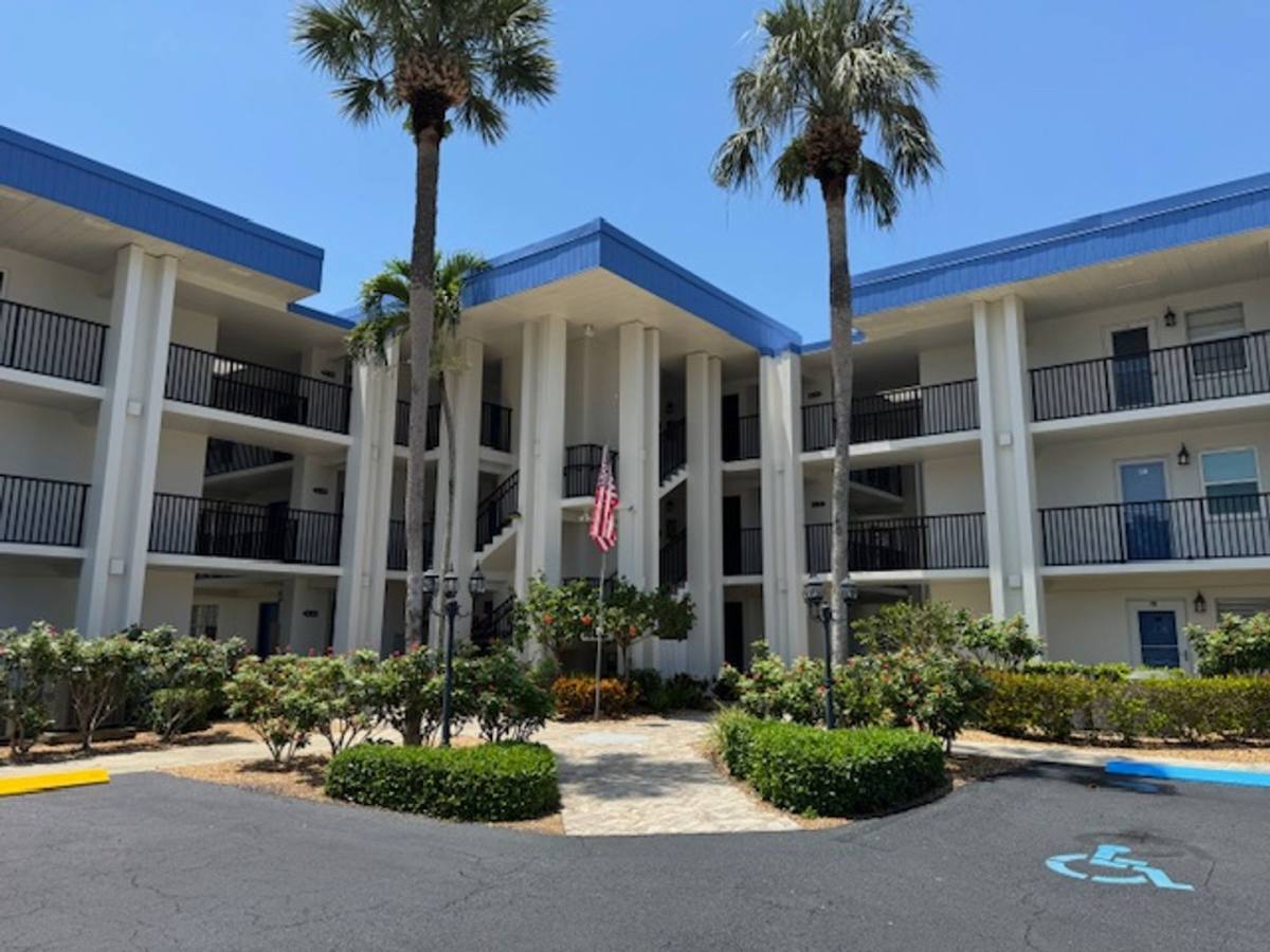 House for rent at 1828 Pine Valley Dr #115, Fort Myers, FL 33907