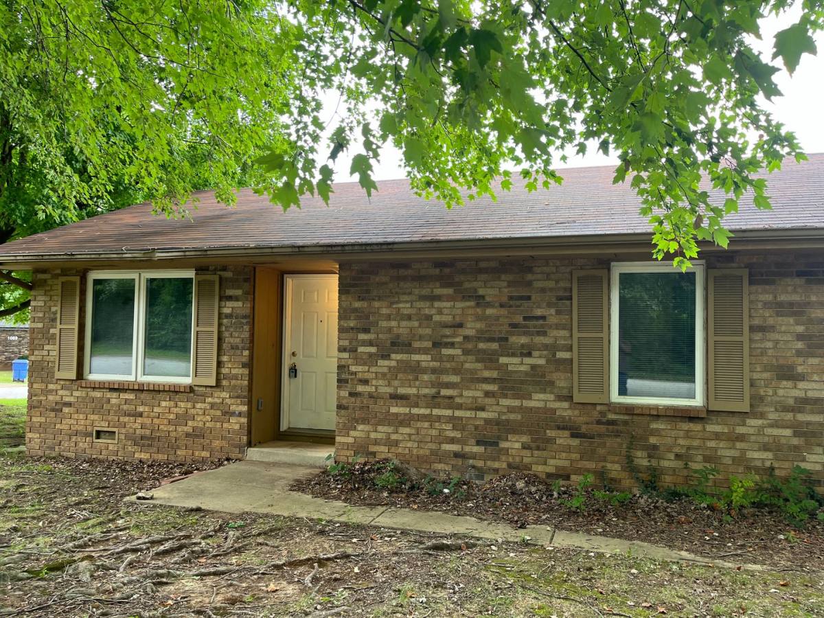 Apartment for rent at 1076 S Lexington Ave A&B, Springfield, MO 65802