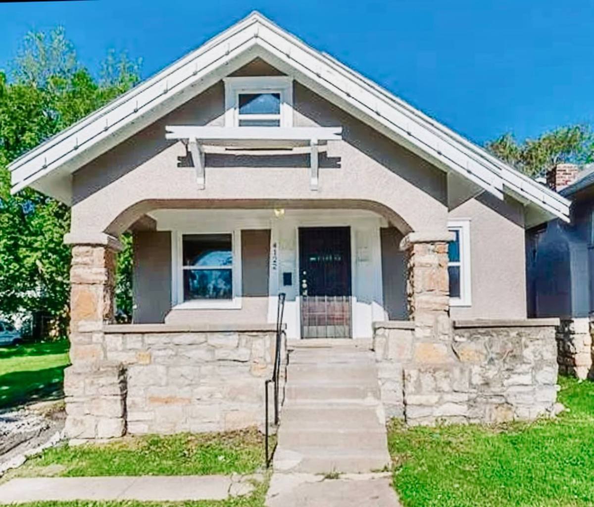 House for rent at 4122 Bellefontaine Ave, Kansas City, MO 64130