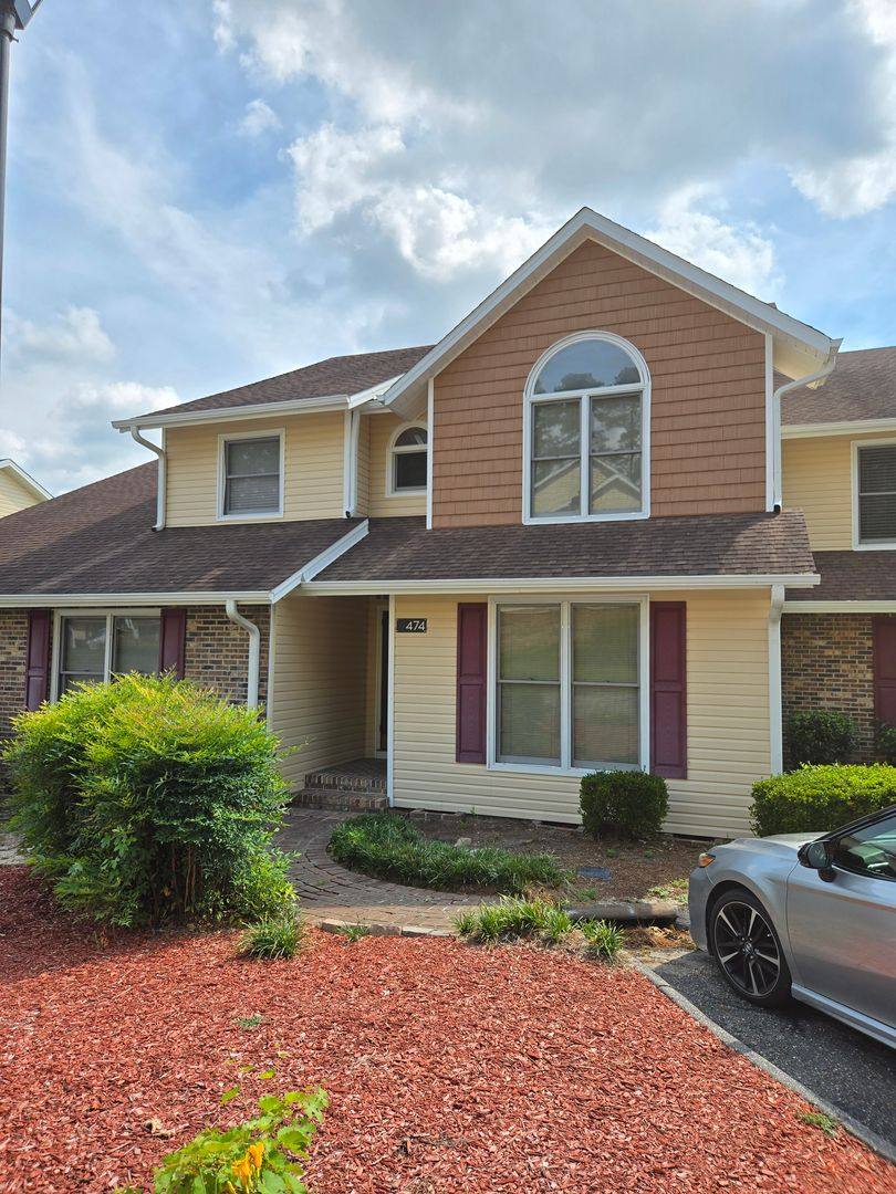 Townhouse for rent at 474 Lands End, Fayetteville, NC 28314