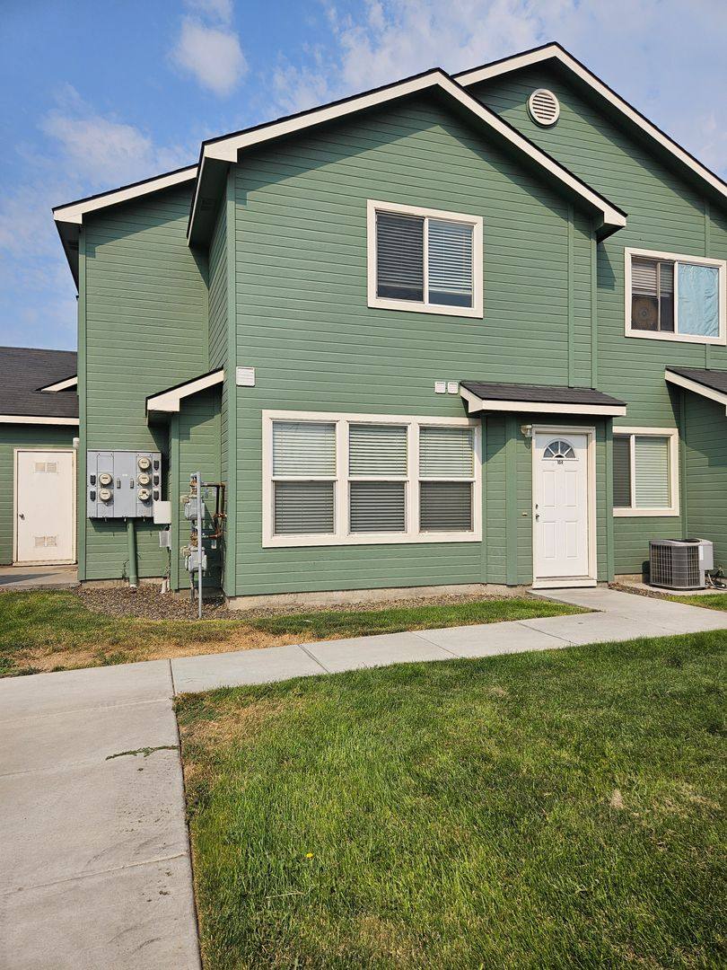 Apartment for rent at 4007 Idaho Ave, Caldwell, ID 83605