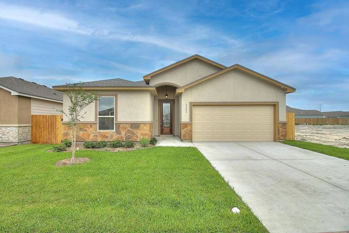 House for rent at 2205 Crystal Bay Dr, Corpus Christi, TX 78414