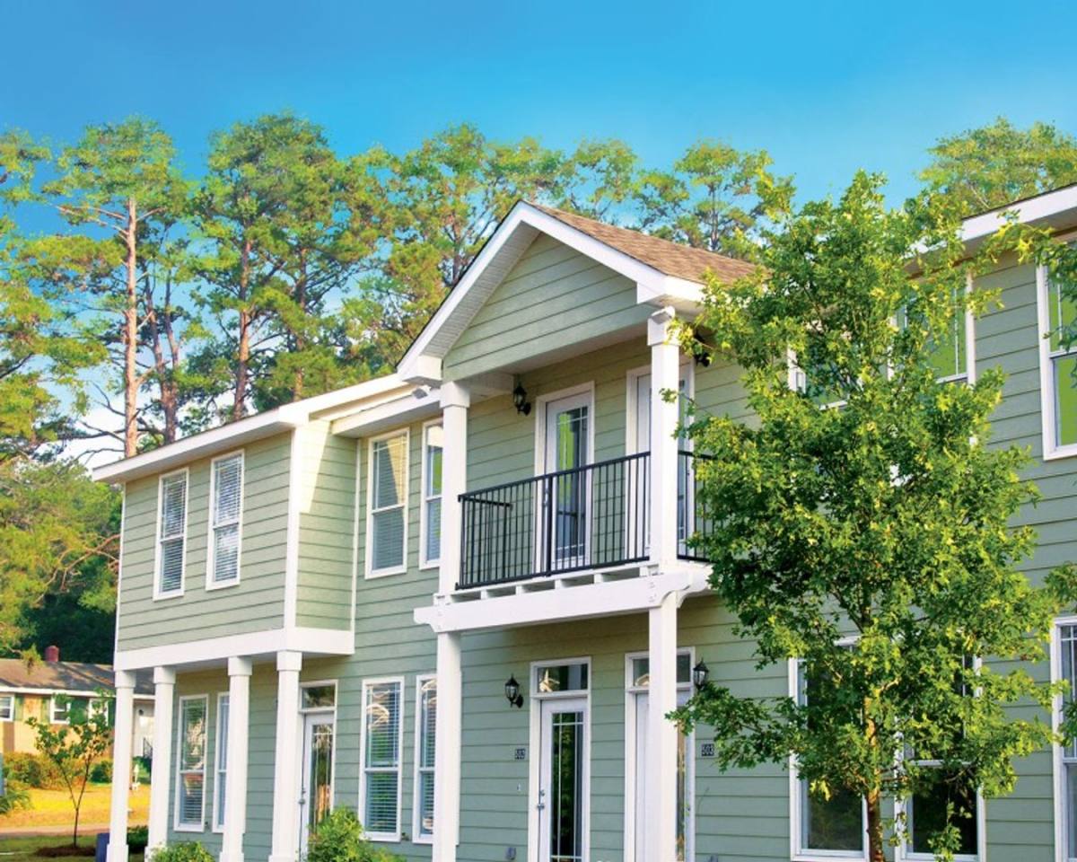 Townhouse for rent at 1417 Pullen Rd, Tallahassee, FL 32304