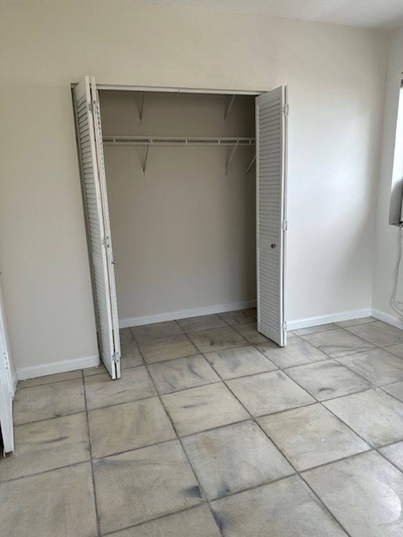 Apartment for rent at 119-127 Antiquera Ave, Miami, FL 33134