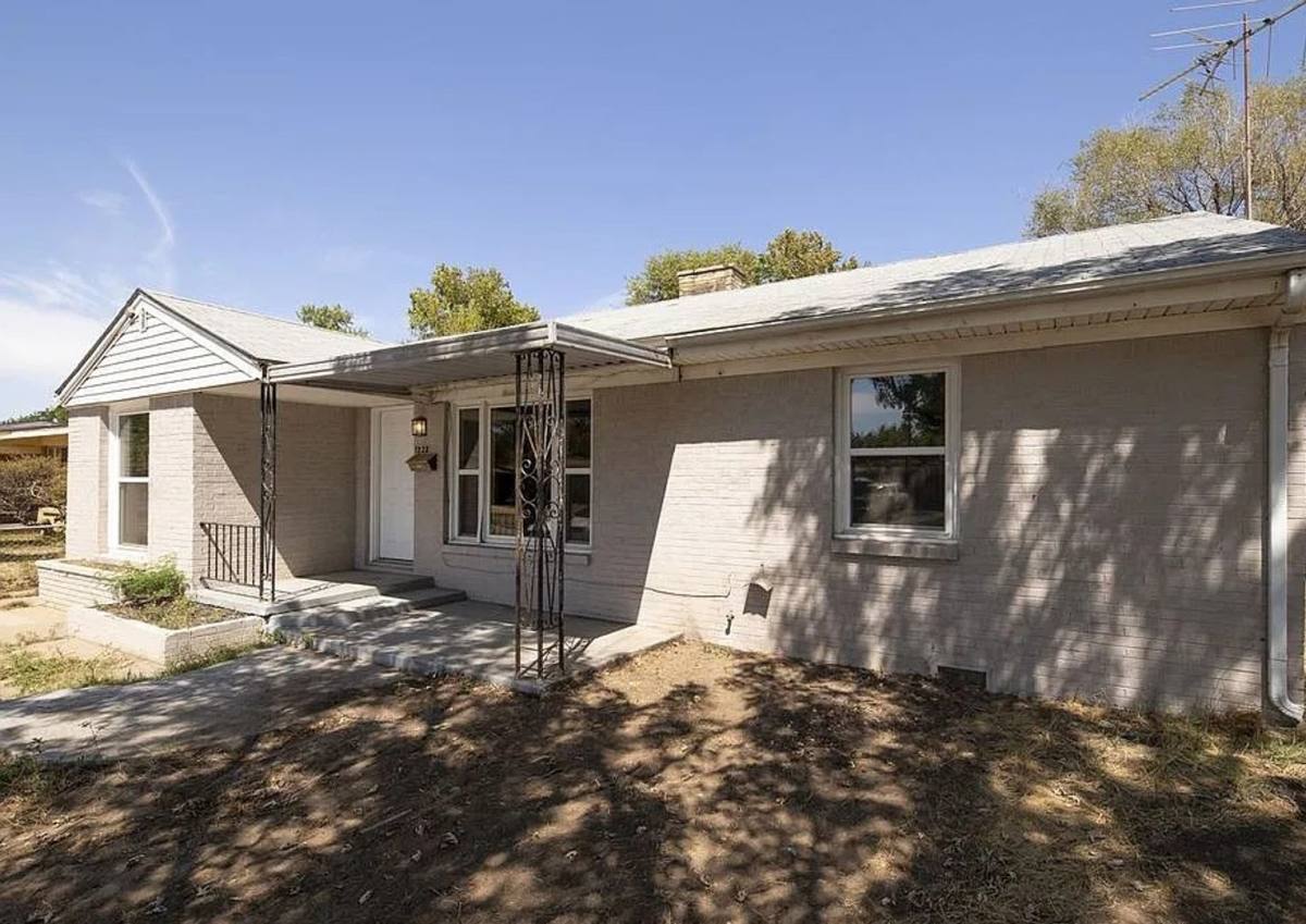 House for rent at 1222 Del Mar, Wichita, KS 67216