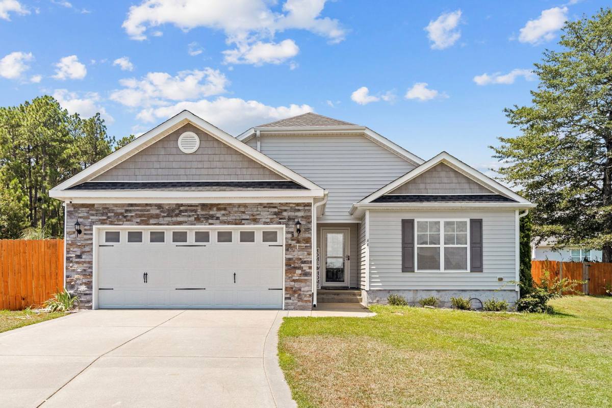 House for rent at 44 Schoomaker Court, Broadway, NC 27505