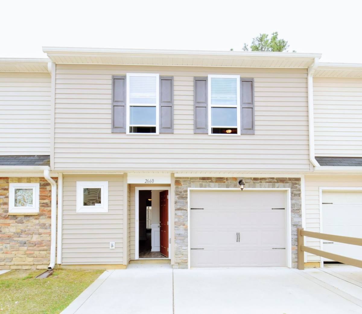 House for rent at 2660 Middle Branch Bend, Fayetteville, NC 28304