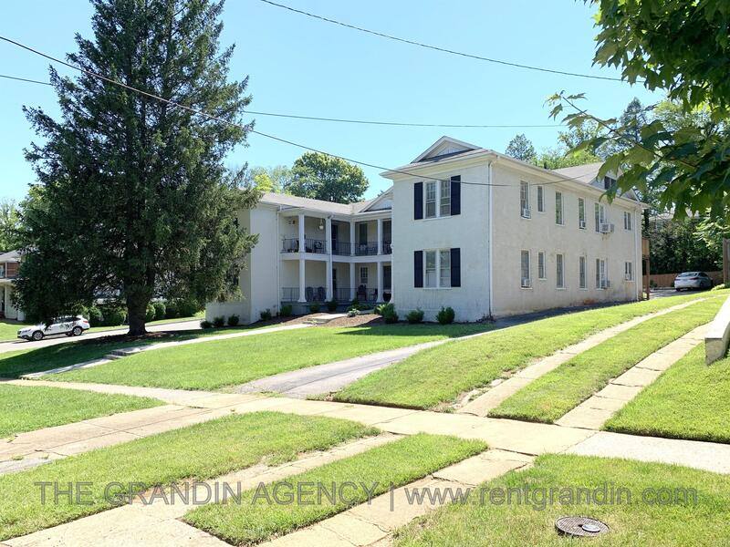 Apartment for rent at 2504 Longview Ave SW #3, Roanoke, VA 24014