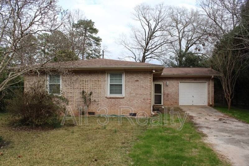 House for rent at 444 Alabama Ave, Warner Robins, GA 31093