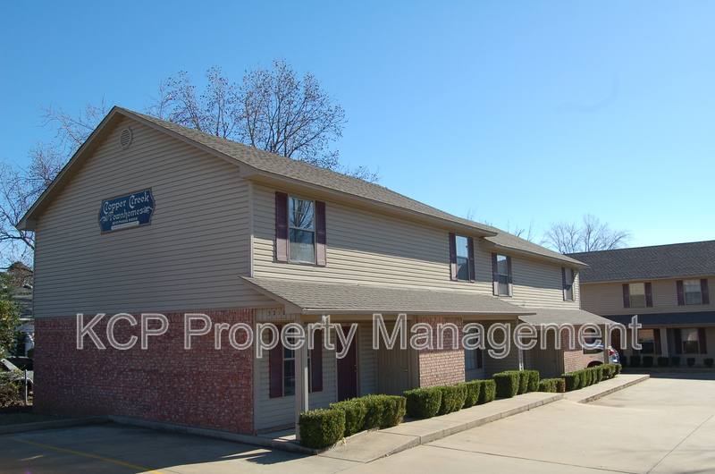 Townhouse for rent at 3210 Phoenix - E, Fort Smith, AR 72903