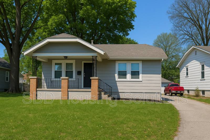 House for rent at 540 S Willow Ave, Independence, MO 64053