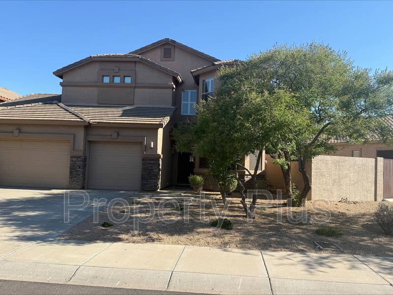 House for rent at 8355 W Molly Lane, Peoria, AZ 85383