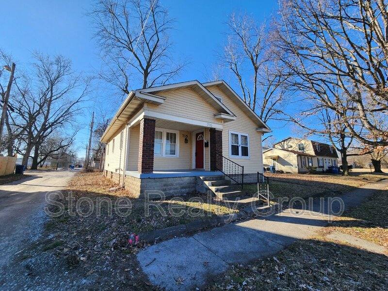 House for rent at 715 3rd Ave, Terre Haute, IN 47807