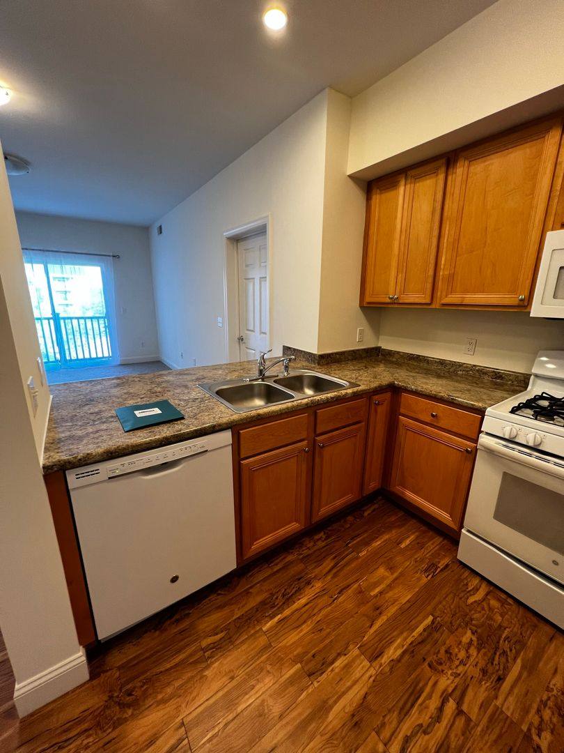 Apartment for rent at 260 Perimeter Dr, Colchester, VT 05446