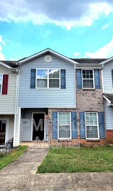 Townhouse for rent at 176 Shenandoah Dr, Riverdale, GA 30274