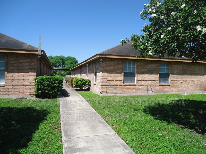 Apartment for rent at 2003 Villa Linda #3, Edinburg, TX 78539