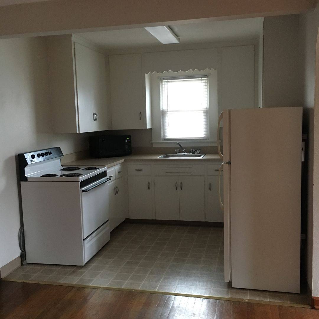 Apartment for rent at 602-604 Parkside Dr, Ashland, OH 44805