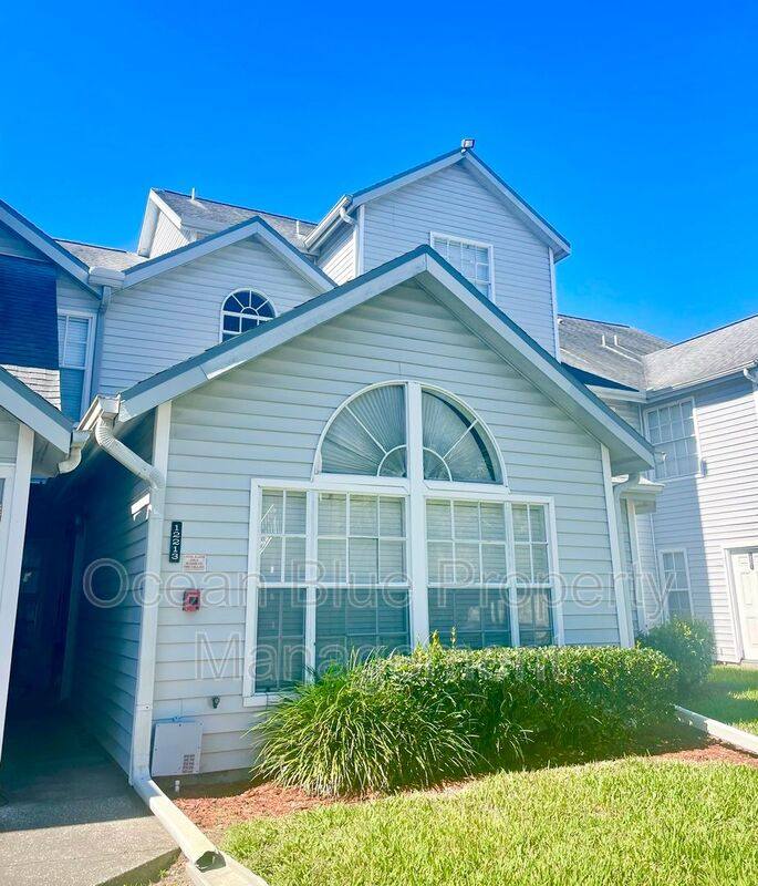 Apartment for rent at 12213 Armenia Gables Circle, Tampa, FL 33617