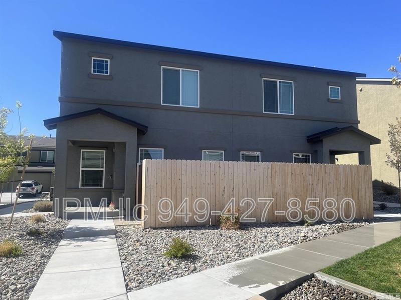 Townhouse for rent at 537 Autumn Breeze Circle, Reno, NV 89511