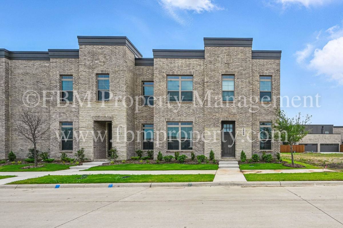 House for rent at 2108 Dena Dr, Waxahachie, TX 75165