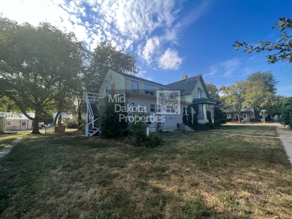 Apartment for rent at 501 W 3rd, Mitchell, SD 57301