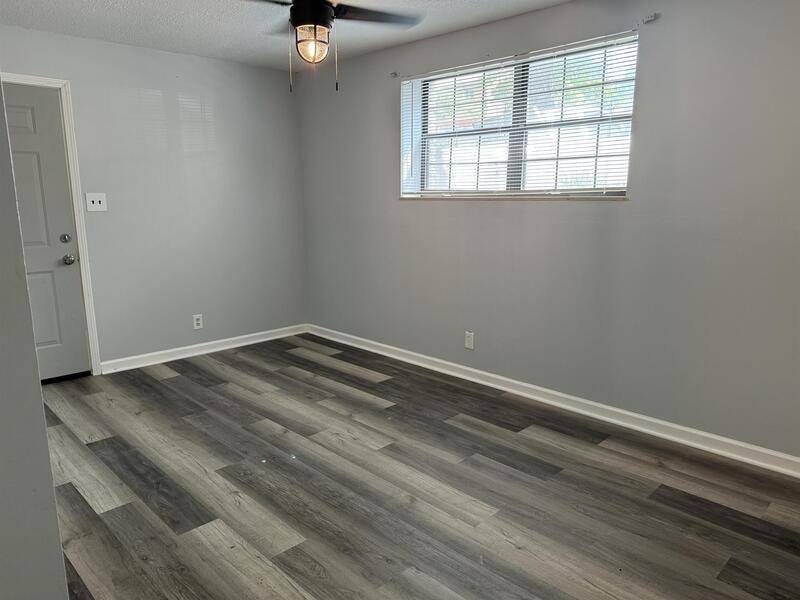 Apartment for rent at 118 Walsh Lane, Oak Ridge, TN 37830