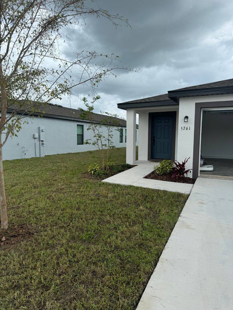 House for rent at 5761 Deep River Ave, Tampa, FL 33619