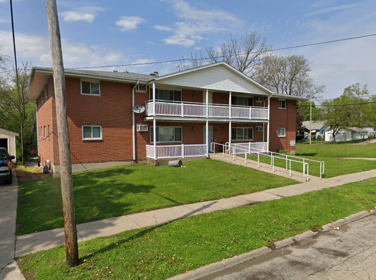 Apartment for rent at 2305 School St, Rockford, IL 61101