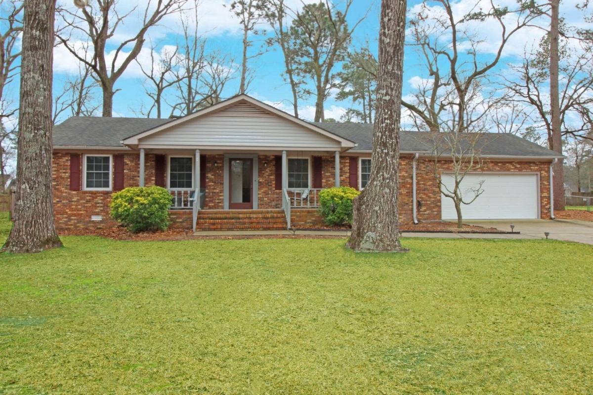 House for rent at 303 Dobbs Dr, La Grange, NC 28551