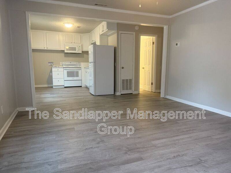 House for rent at 5061-5 Rockingham St, Charleston, SC 29406