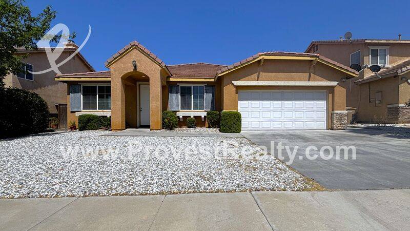 House for rent at 8725 Bridgeport Ave, Hesperia, CA 92344