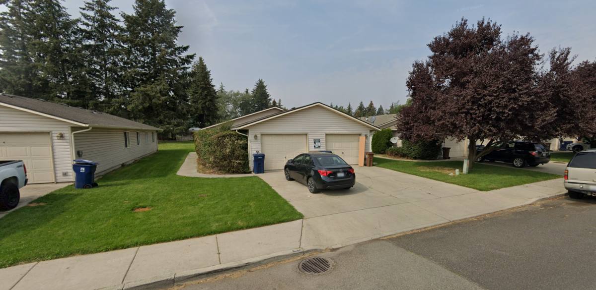 Apartment for rent at 6303-6319 N Altamont St, Spokane, WA 99217