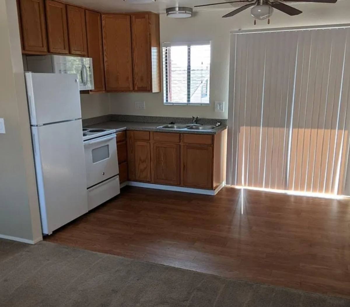 Apartment for rent at 411 & 415 Park Way, Chula Vista, CA 91910