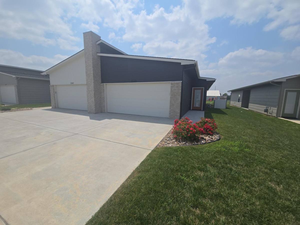 Apartment for rent at 2143 45 S Thatcher Circle, Wichita, KS 67207