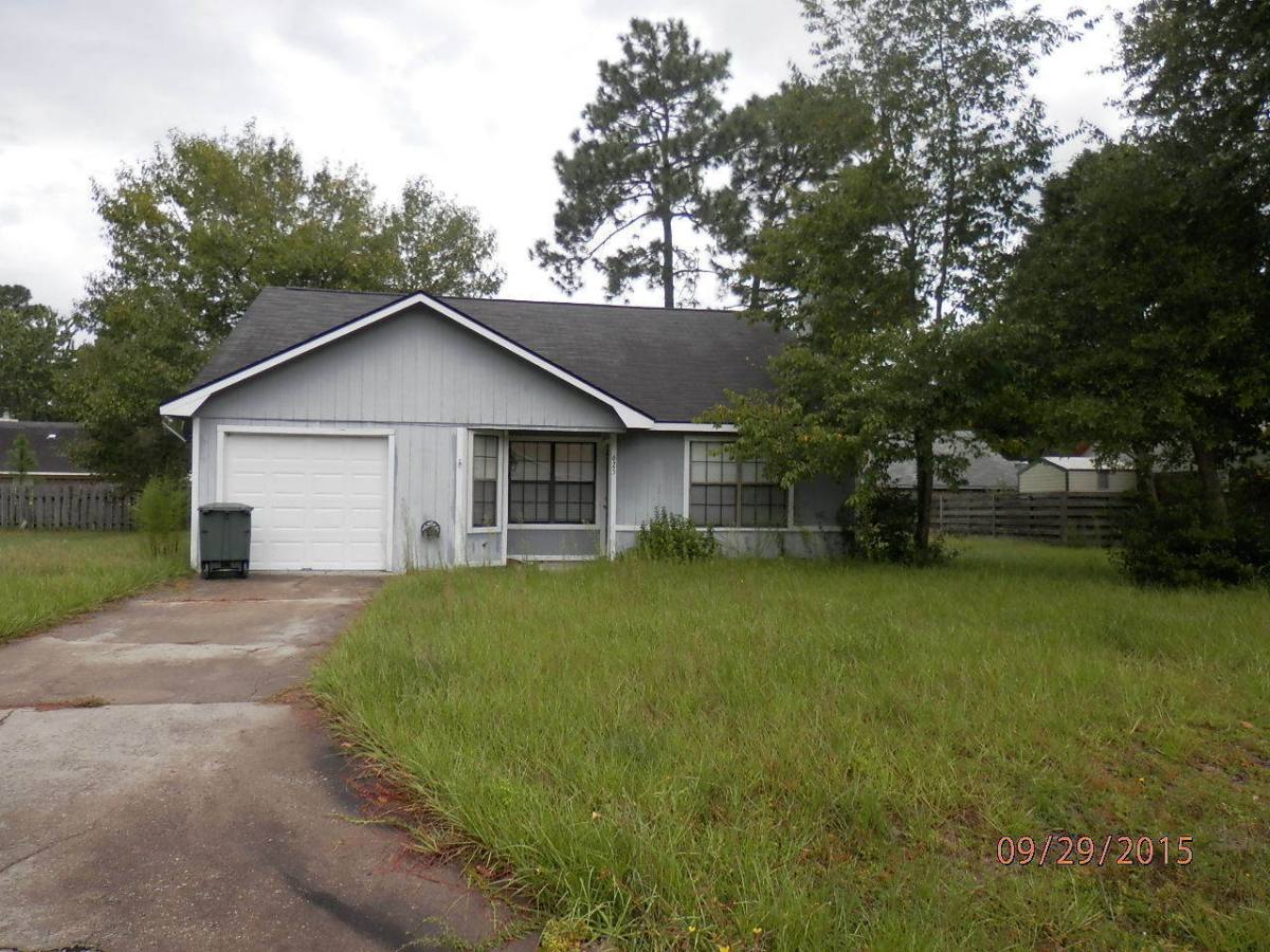 House for rent at 625 Oak St, Hinesville, GA 31313