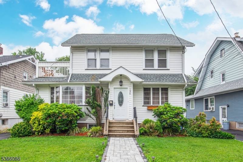 Apartment for rent at 156 Cedar Ave, Clifton, NJ 07011