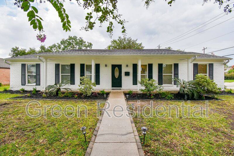 House for rent at 4947 Cheena Dr, Houston, TX 77096