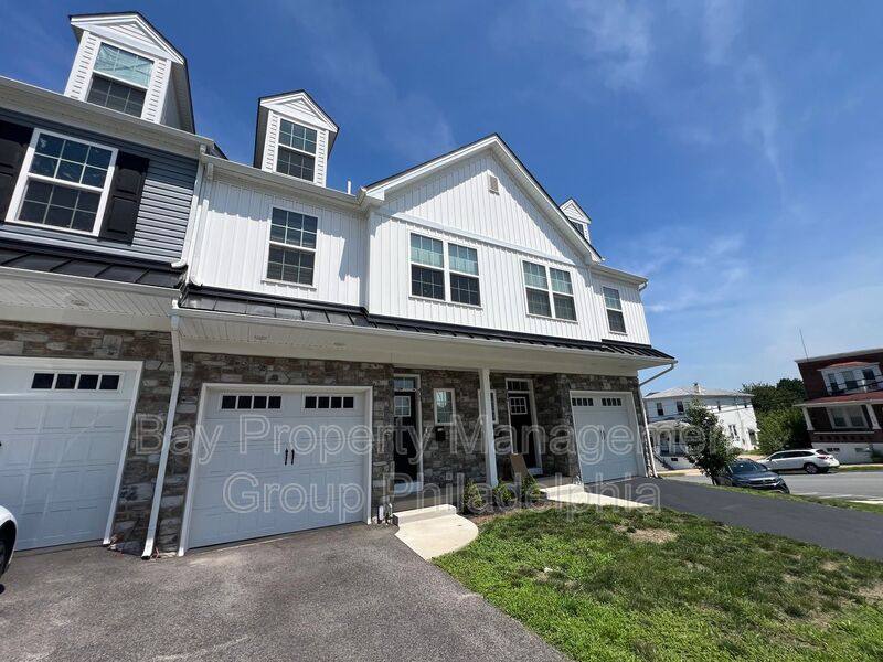 Townhouse for rent at 403 Hurst St, Bridgeport, PA 19405