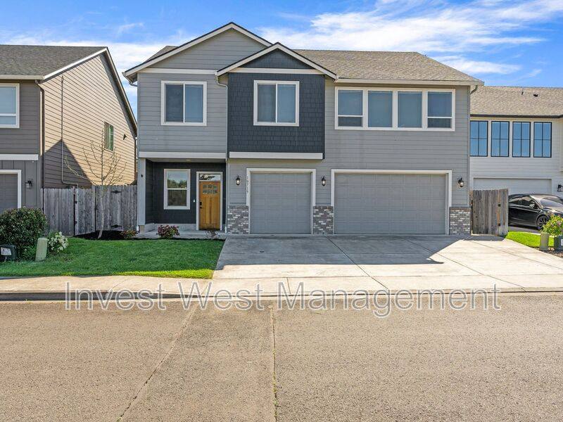 House for rent at 10715 NE 108 Court, Vancouver, WA 98662