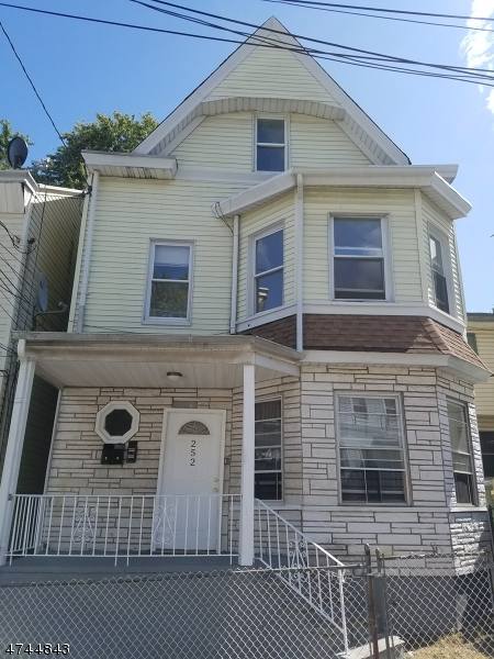 Apartment for rent at 252 N 4th St #1-1, Clifton, NJ 07013