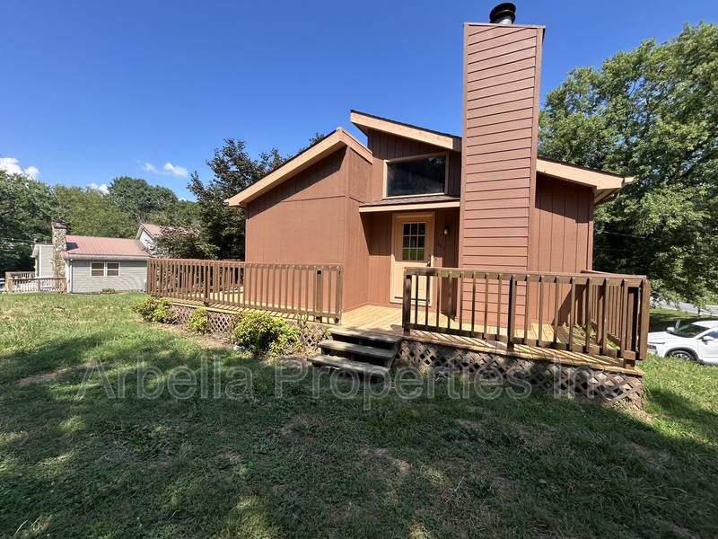 House for rent at 347 New Summerville Rd, Kingsport, TN 37663