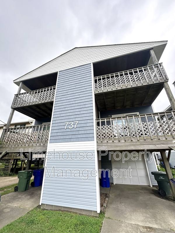 Condo for rent at 737 W Ocean View Ave #D, Norfolk, VA 23503