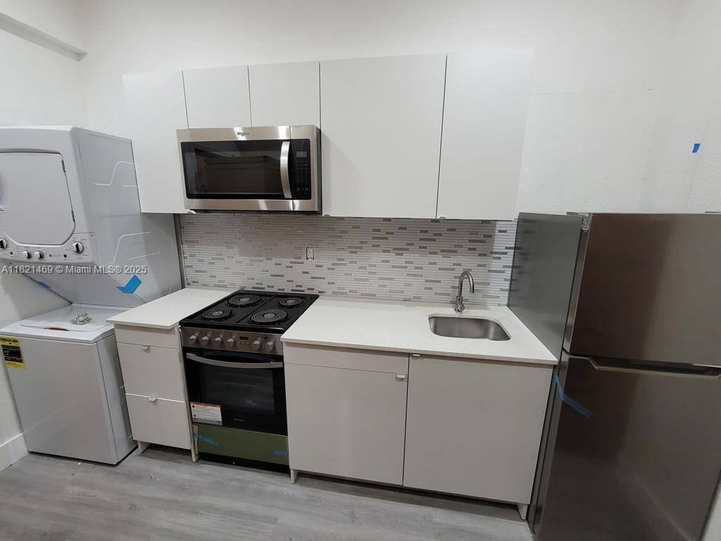 Apartment for rent at 734 SW 4th St #8-8, Miami, FL 33130