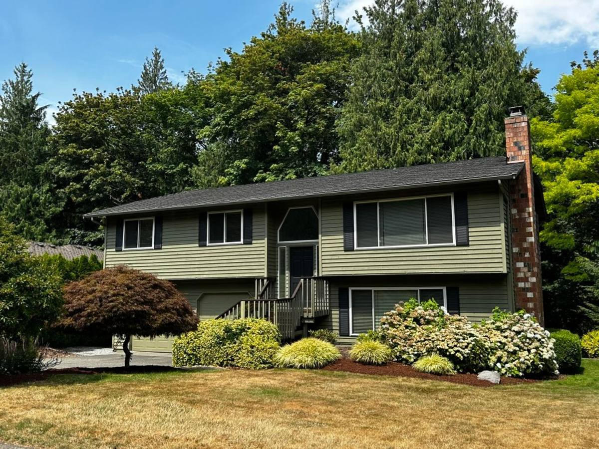 House for rent at 20526 NE 43rd St, Sammamish, WA 98074